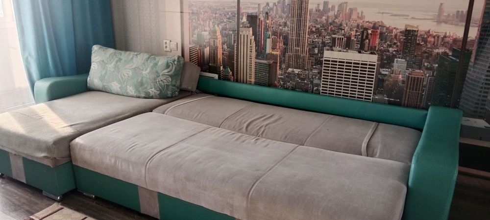 Продам диван в хорошем состоянии