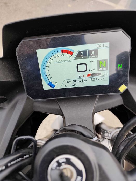 Vand Suzuki GSX-8R an 2024, garantie 2028 cu doar 1573km