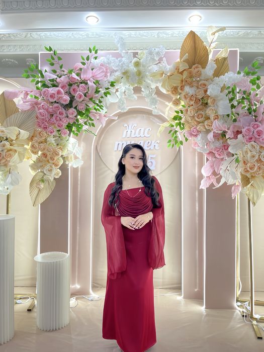 Б/У вечернее платье