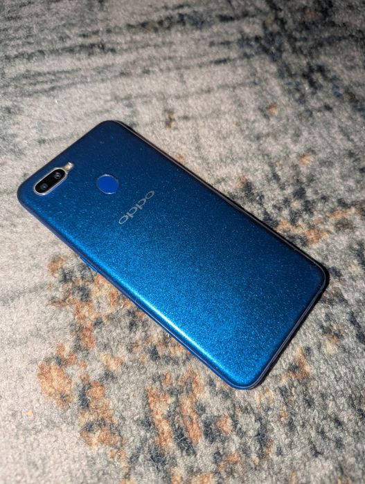 Продам телефон Oppo a5s