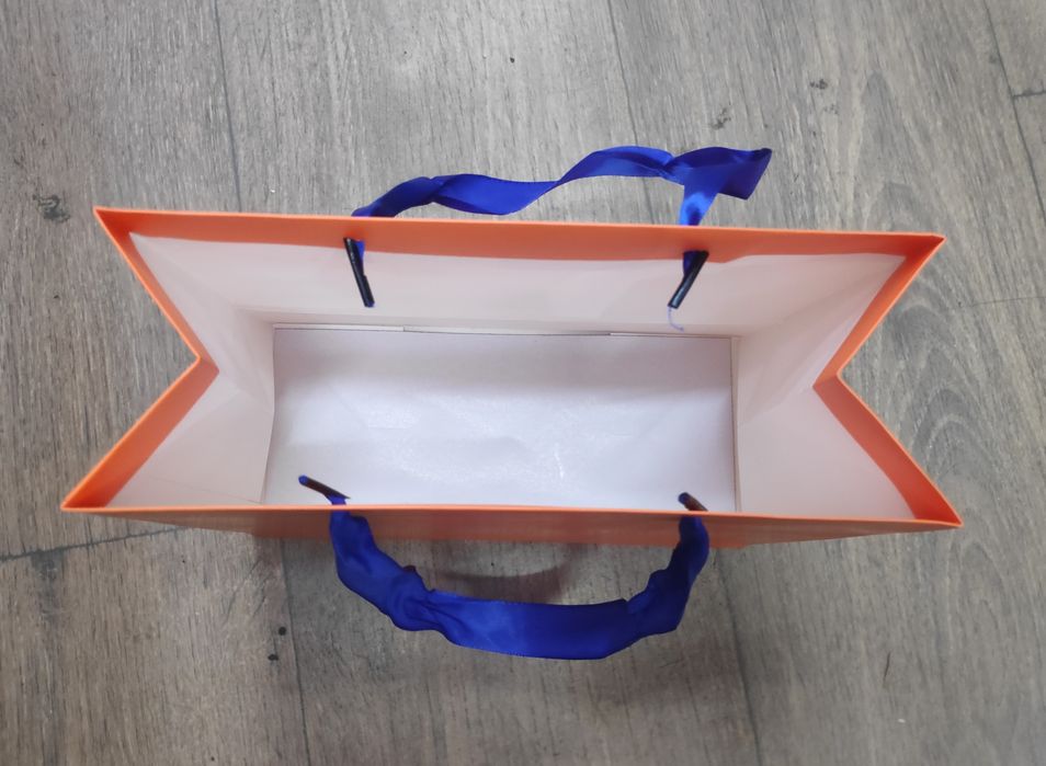 Пакеты подарочные однотонные