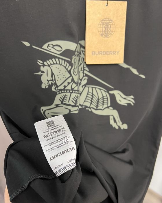 Tricou BURBERRY super calitate