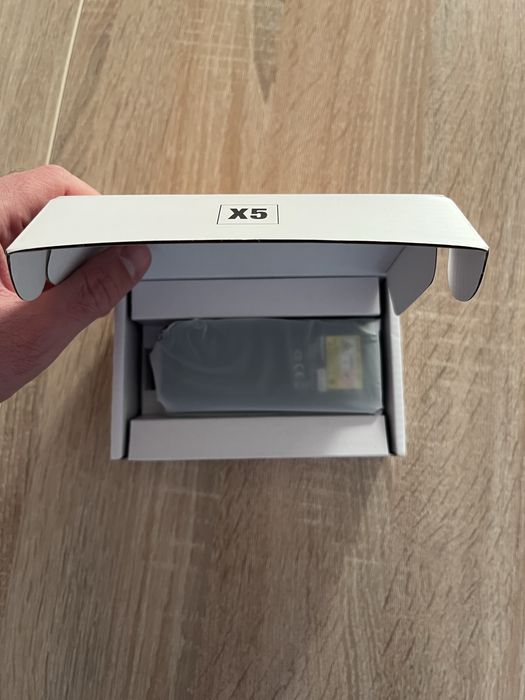 Лазерна ролетка - чисто нова