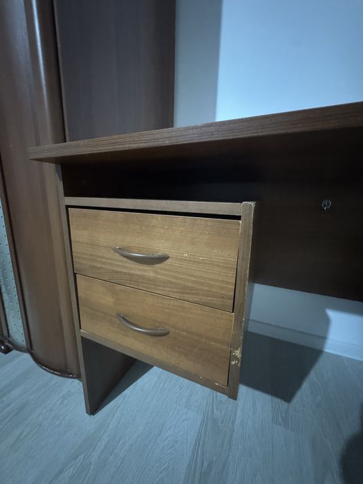 Письменный стол 140*60
