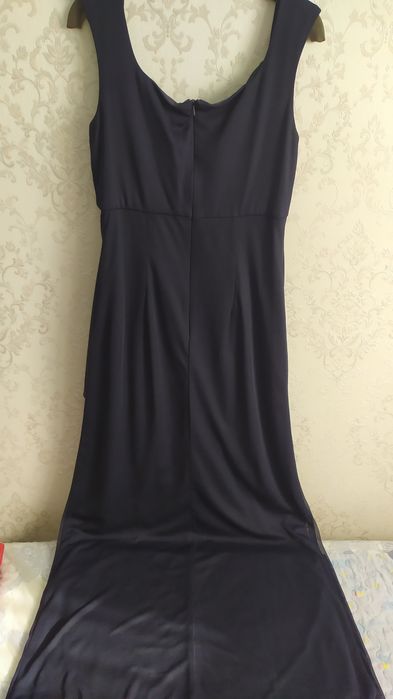 Женское вечернее платье