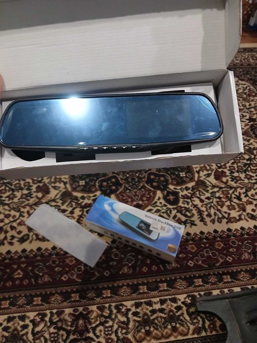 Продается чехол и полик видеорегистратор новый