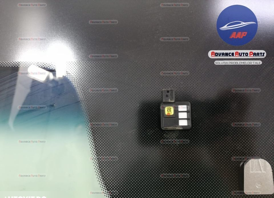 Parbriz original in stare buna COUPE Hyundai i30 GD 2012 2013 2014 201