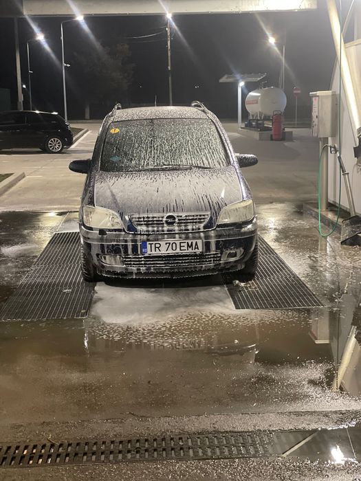 Vând Opel Zamfira 1.8 gpl