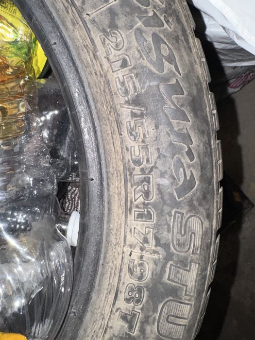 Шина 215/55/17 зимние