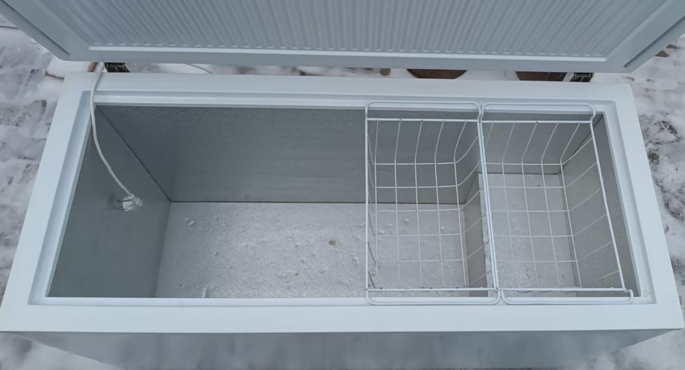 Продам морозильник