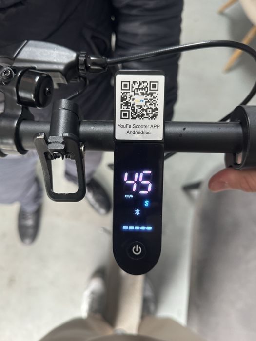 Trotineta Electrica OOK-TEK V8 350W Viteza Maxima 45KM/H Garantie Gsm Store&Service