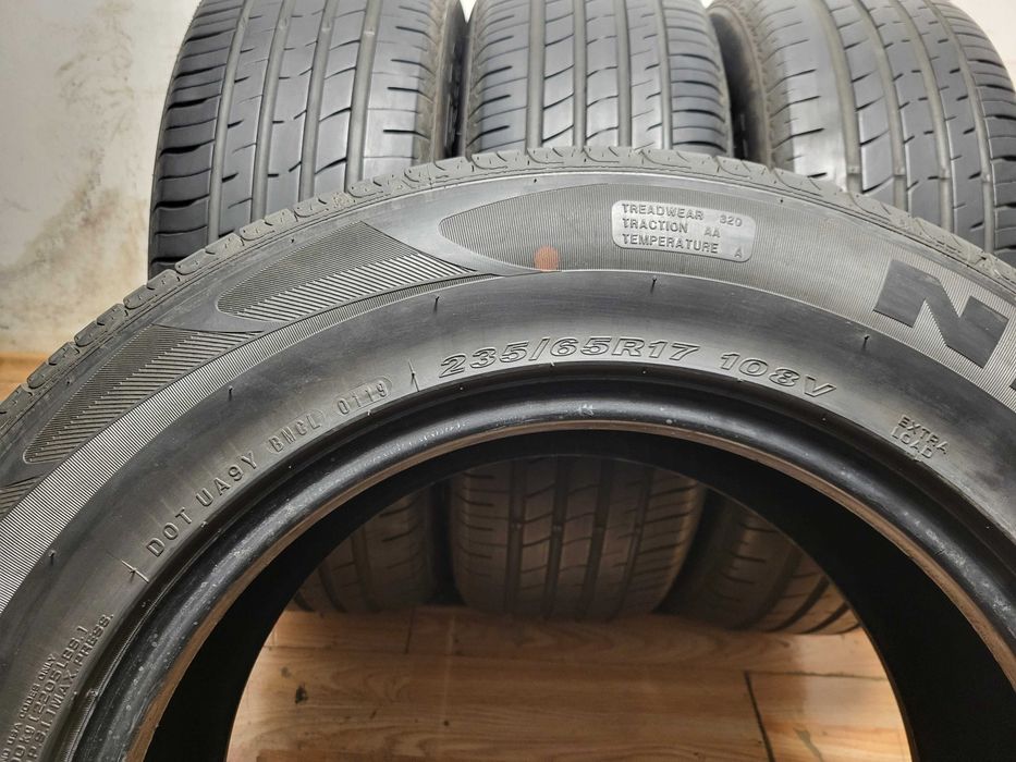 235/65/17  Nexen / джип летни гуми