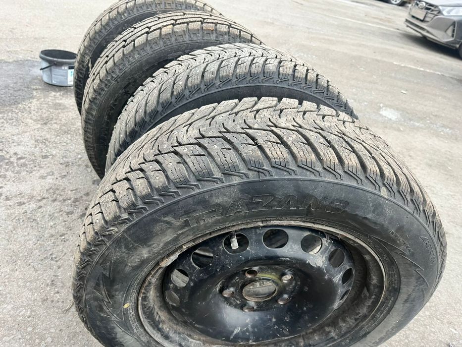 Продам на Ауди колёса