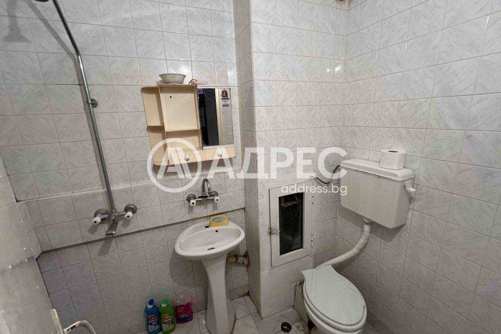 Продава се Двустаен апартамент в Разград, Център - 62 кв.м за 1284 €/кв.м - Снимка #6