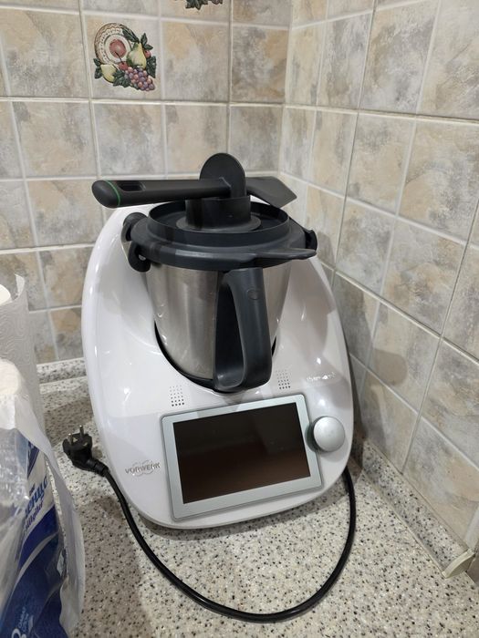 Продам Thermomix TM6