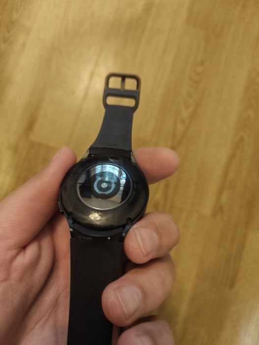 Часы Samsung wear 4