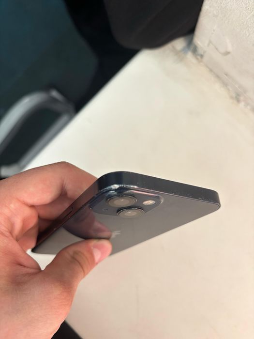 Продажа/обмен айфон 13