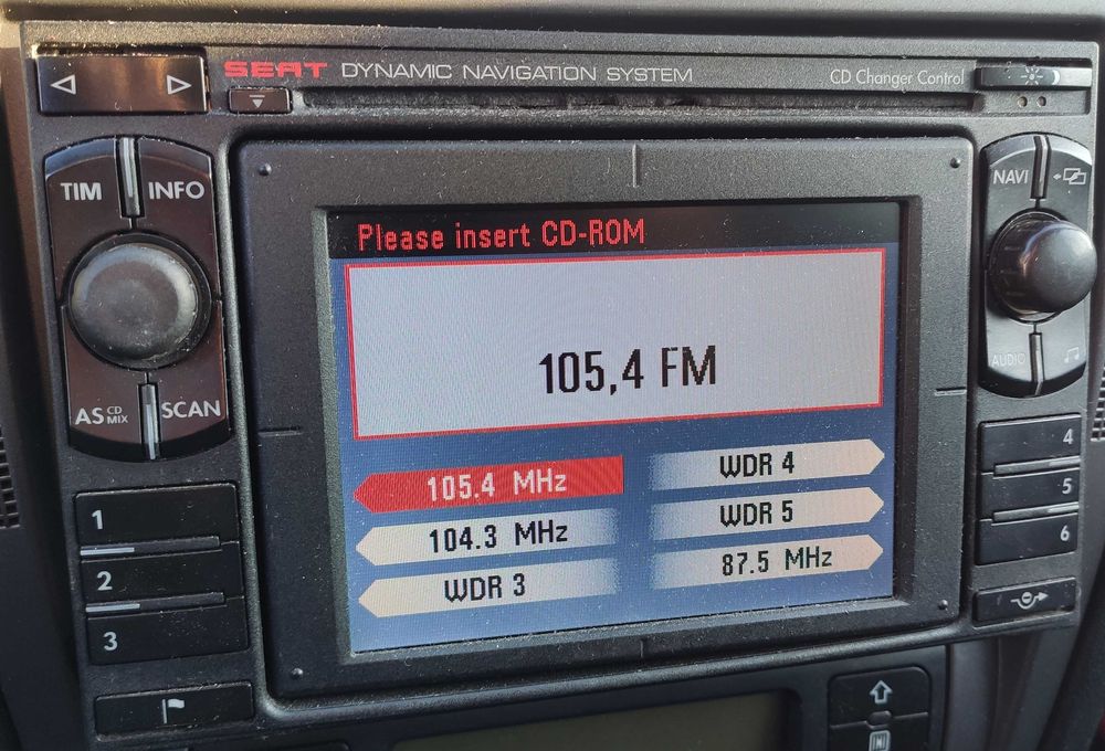 Конзола и медия двоен дин Seat Leon 1M / double din