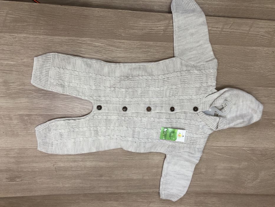 Продам детский комбинезон