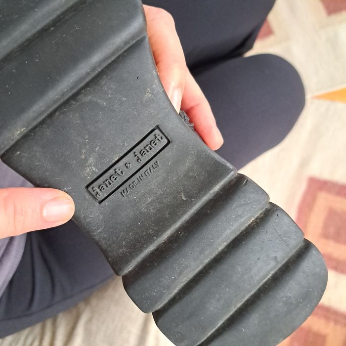 Дамски черни боти Janet & Janet