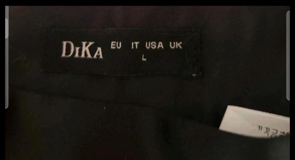 Fusta superba de la Dika