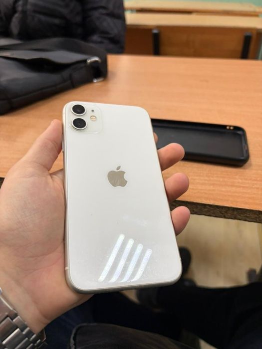 Айфон 11 сатылады