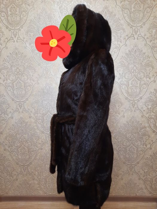 Продам норковую шубу