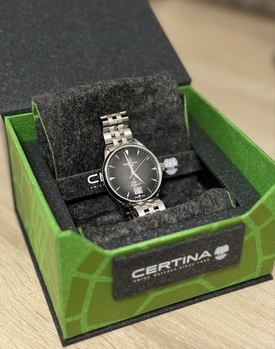 Продам часы Certina DS-1