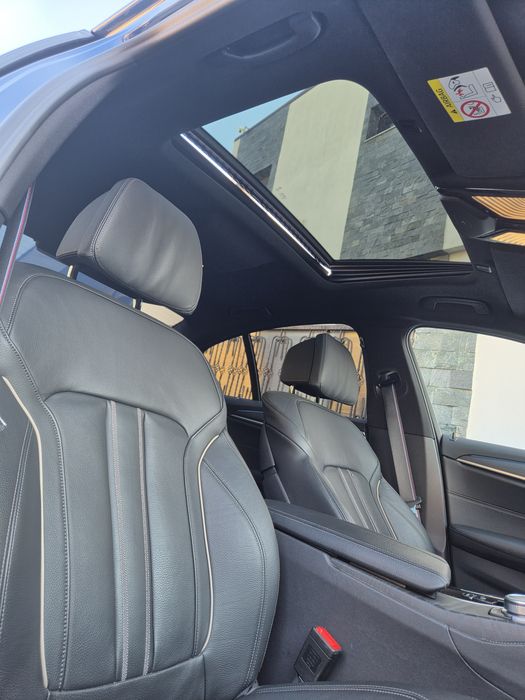 BMW 545e,IMPECABIL,X Drive,83.000 km,M Packet,Harman Kardon,Trapa,HUD,Carlig,Masaj,Full Keyless,Suspensie Adaptiva,Camere 360,Punte viratoare spate