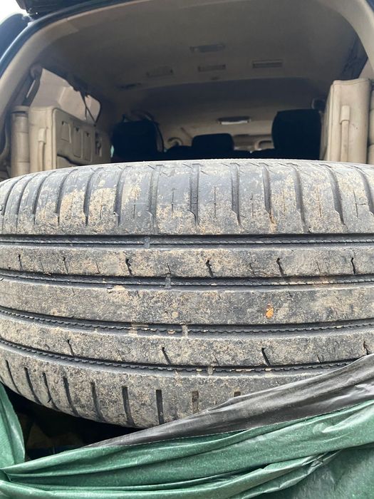 285/60 R18 2 покришка бар