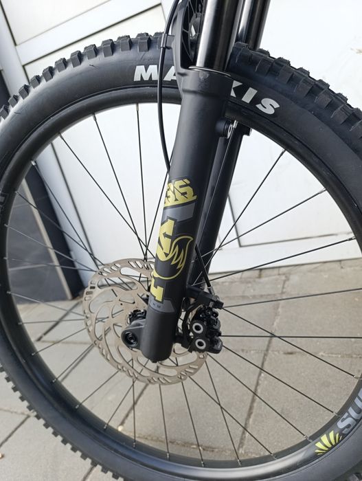 Нов електрически карбонов велосипед Radon Render 8.0