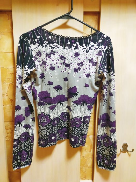 Женские платья, кофты