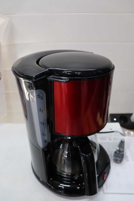 Moulinex Subito FG360D филтърна кафе машина, стъклена кана, 10-15 чаши, капацитет 1.25 л, функция за автоматично изключване,  неръждаема стомана