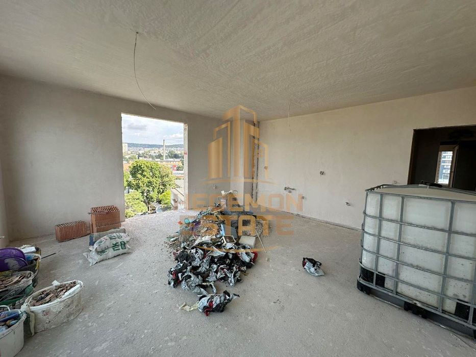 Продава се Тристаен апартамент в Варна, Победа - 98 кв.м за 1990 €/кв.м - Снимка #4