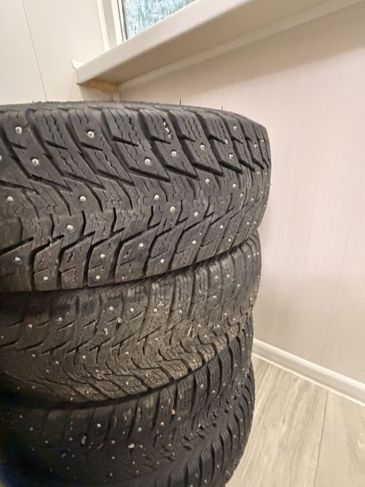 Продам автошины зимние