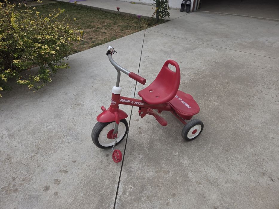 Tricicleta Radio Flyer