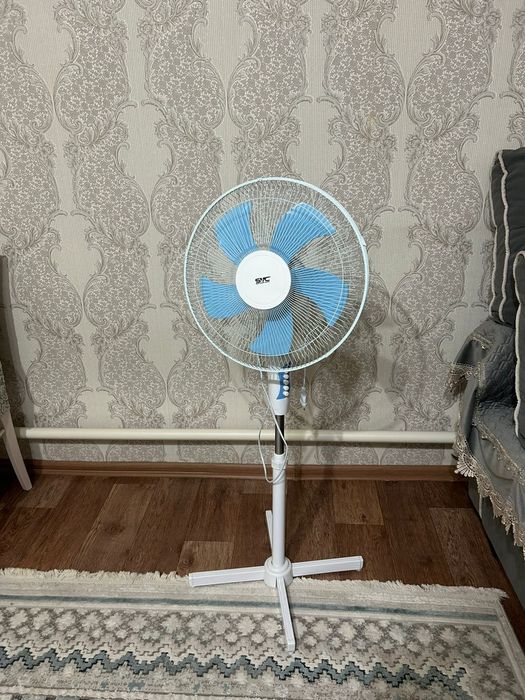 Вентилятор  напольный