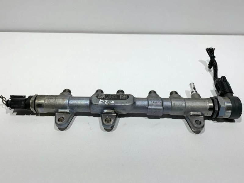 Rampa injectoare BMW X3 G01 8514154 2.0d B47D20A