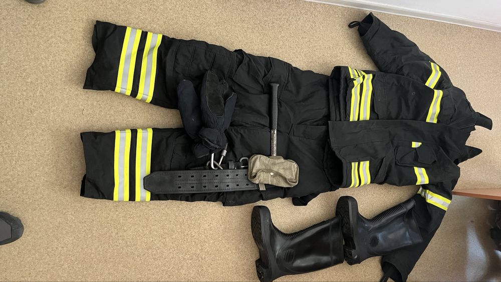 Продам боевую одежду пожарного