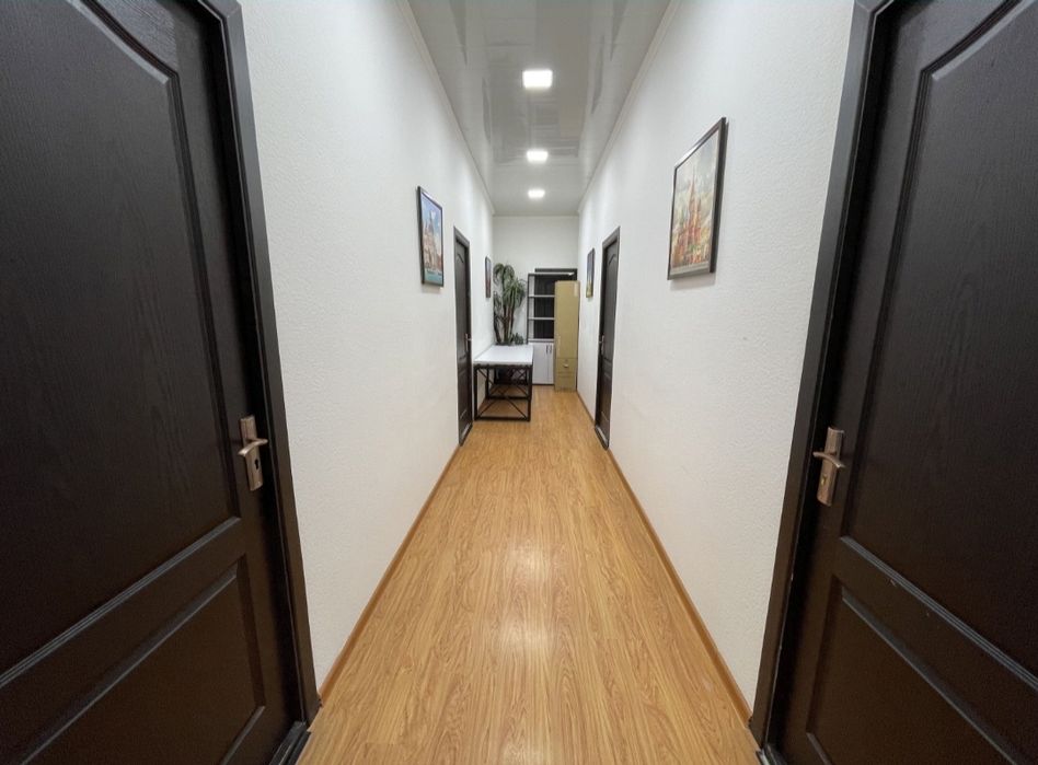 Чиланзар.Пионерский Сдаётся офис 7 комнатный отдельно стоящий здания