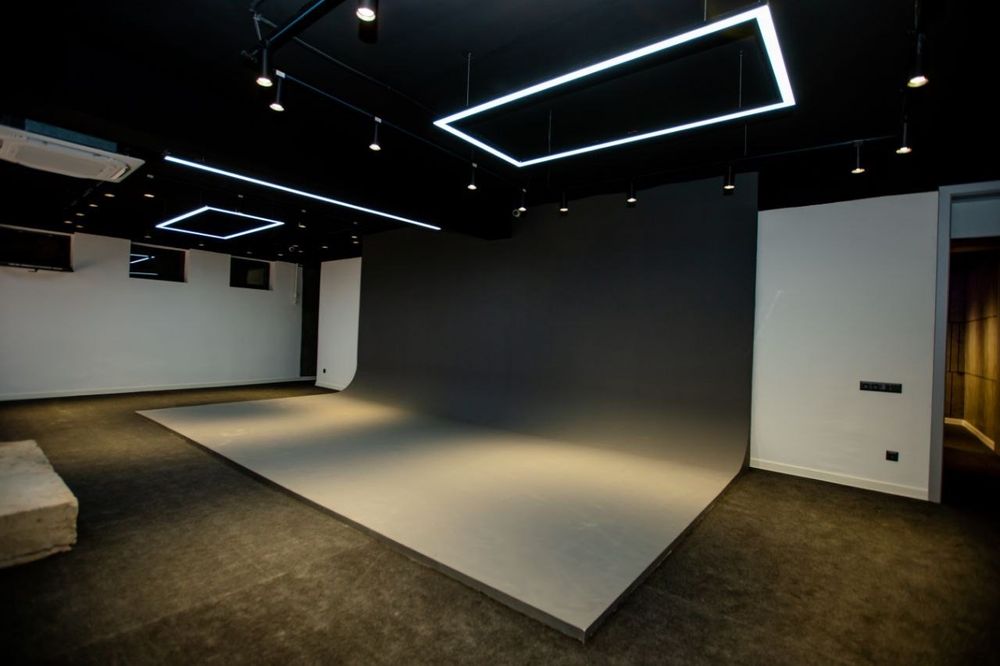 Уч Кахрамон Продается свадебный салон фото студия MARRYME по срочной ц