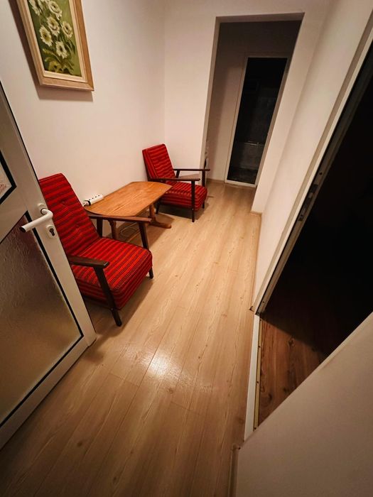 3 camere tiglina 3 si garaj