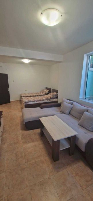 Продава се Тристаен апартамент в Созопол - 98 кв.м за 766 €/кв.м - Снимка #2