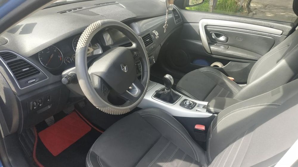 RENAULT Laguna 2012 — imagine 4