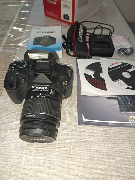 Фотоаппарат Canon 650d. Новый.