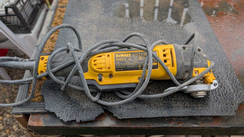 DeWalt DWE315-QS masina electrica multifunctionala oscilanta