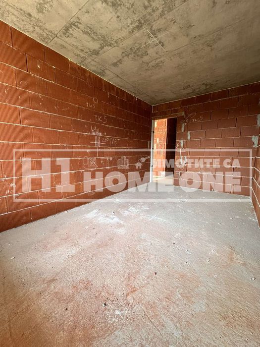 Апартамент за продажба