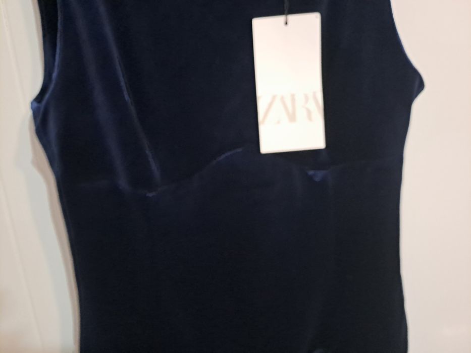 Нова рокля Zara от кадифе