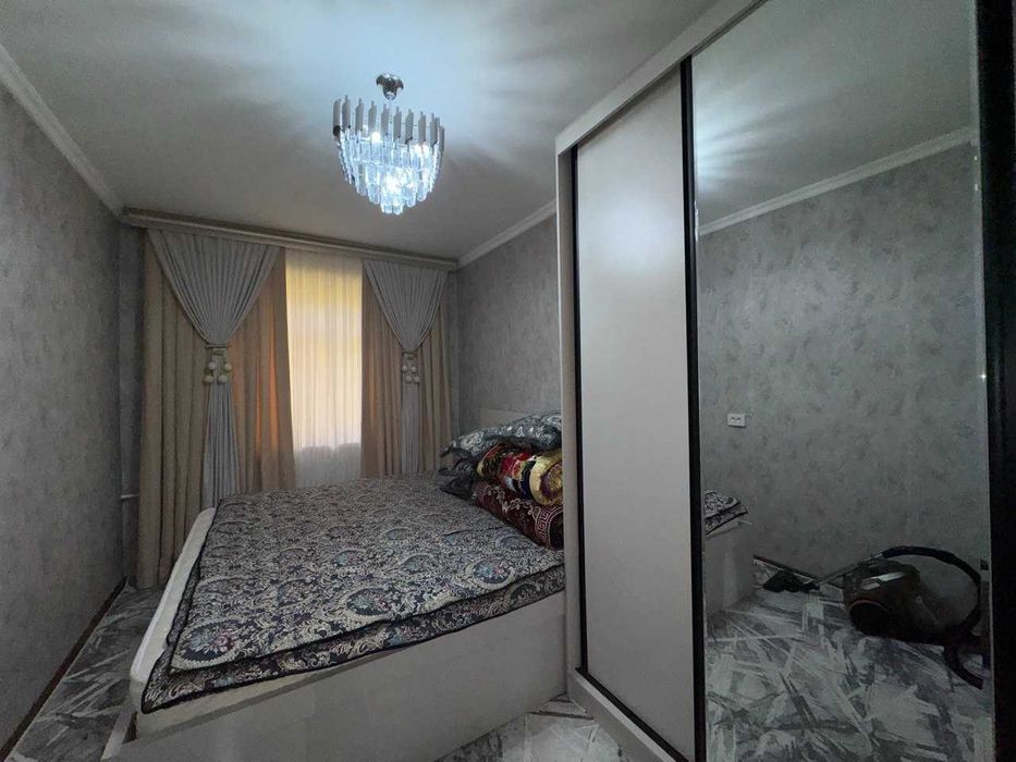 № 4058. Продается 3х-комнатная квартира.