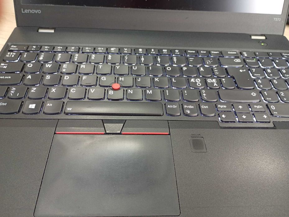 Lenovo Thinkpad T570 i5 7200u 16gb ddr4, Nvidia Geforce 2gb